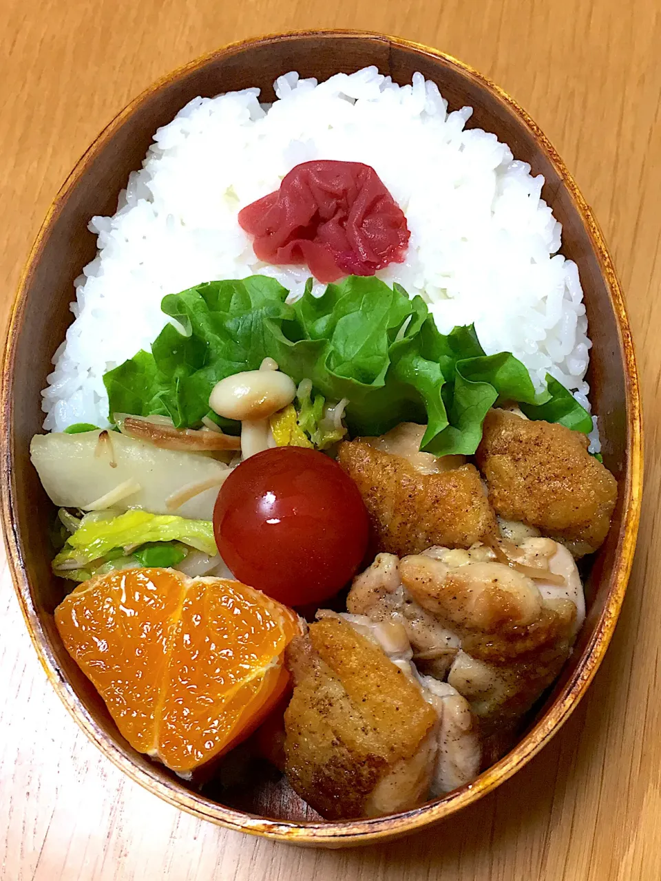 鶏肉のソテーのお弁当。|田中心さん