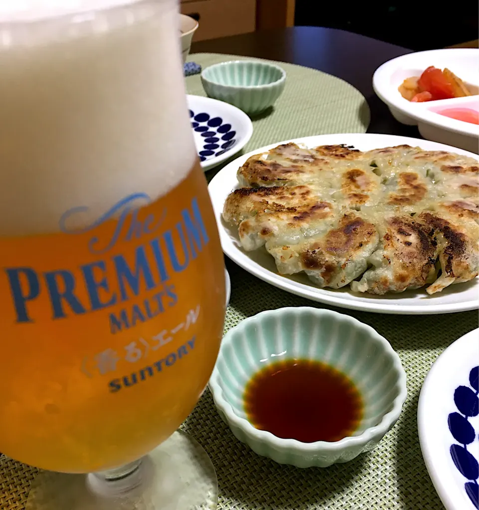 餃子とビールは最高のコンビ|ちぐあささん