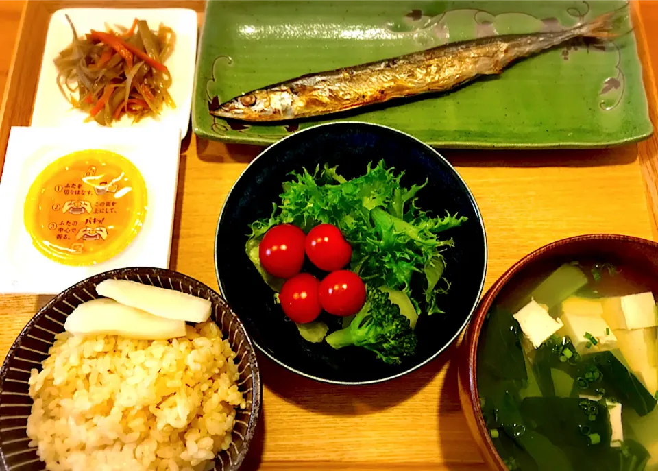 サンマの一夜干し　定食。|okaasansyokudouさん