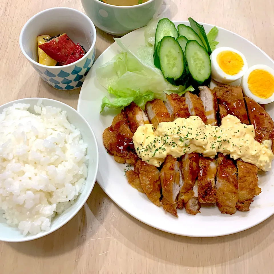 夜ご飯☺︎チキン南蛮☆大学芋☆お味噌汁|とまこ(*^o^*)さん