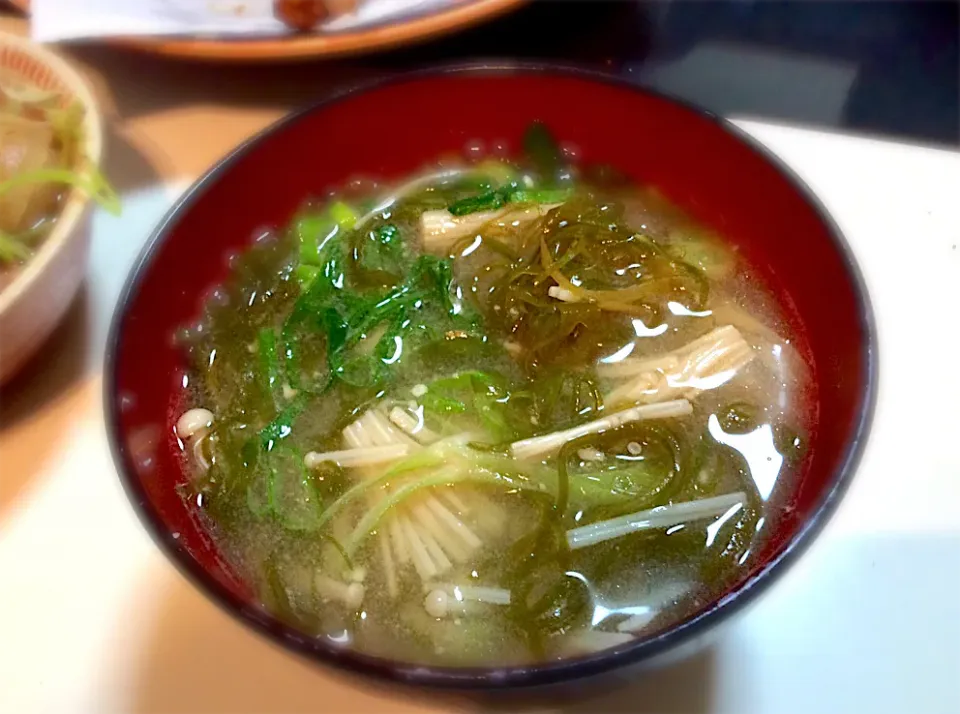 大根とエノキと昆布そうめんのお味噌汁|Takeshi  Nagakiさん