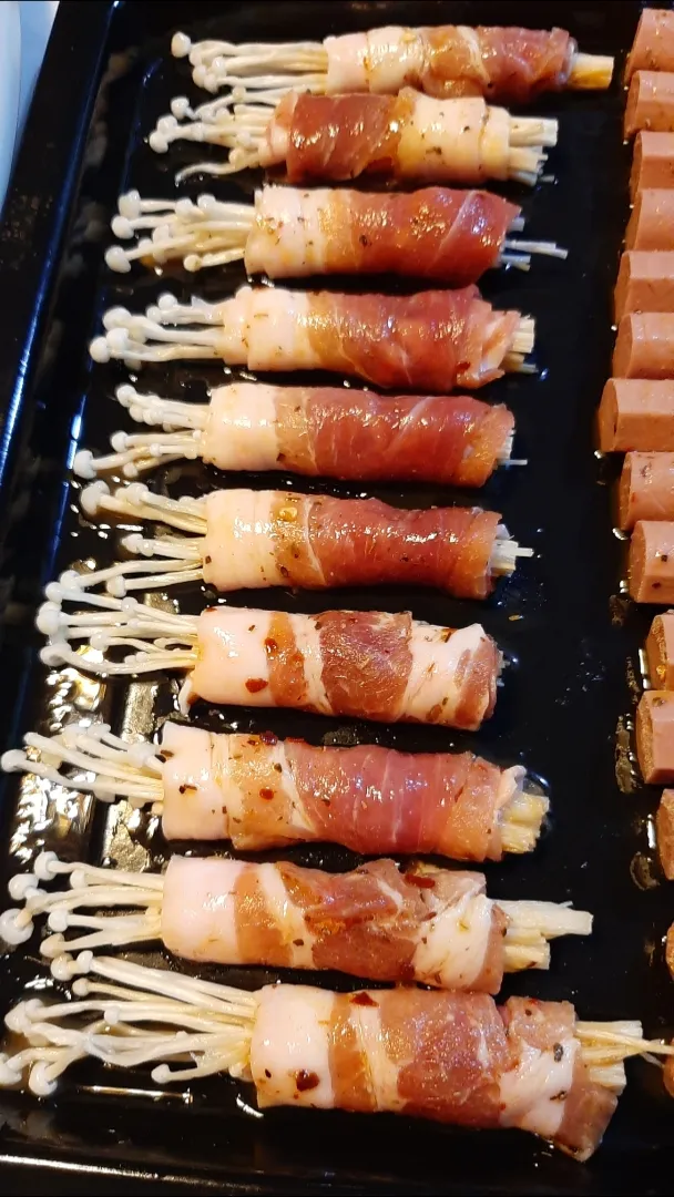 🥓 fresh bacon + golden needle mushroom|ģřãçîöůşさん