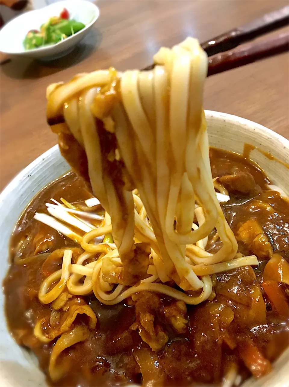 カレーうどん。在宅率が上がるとともに、カレー率が上昇中。カレー美味い❗️|リフルシャッフルさん