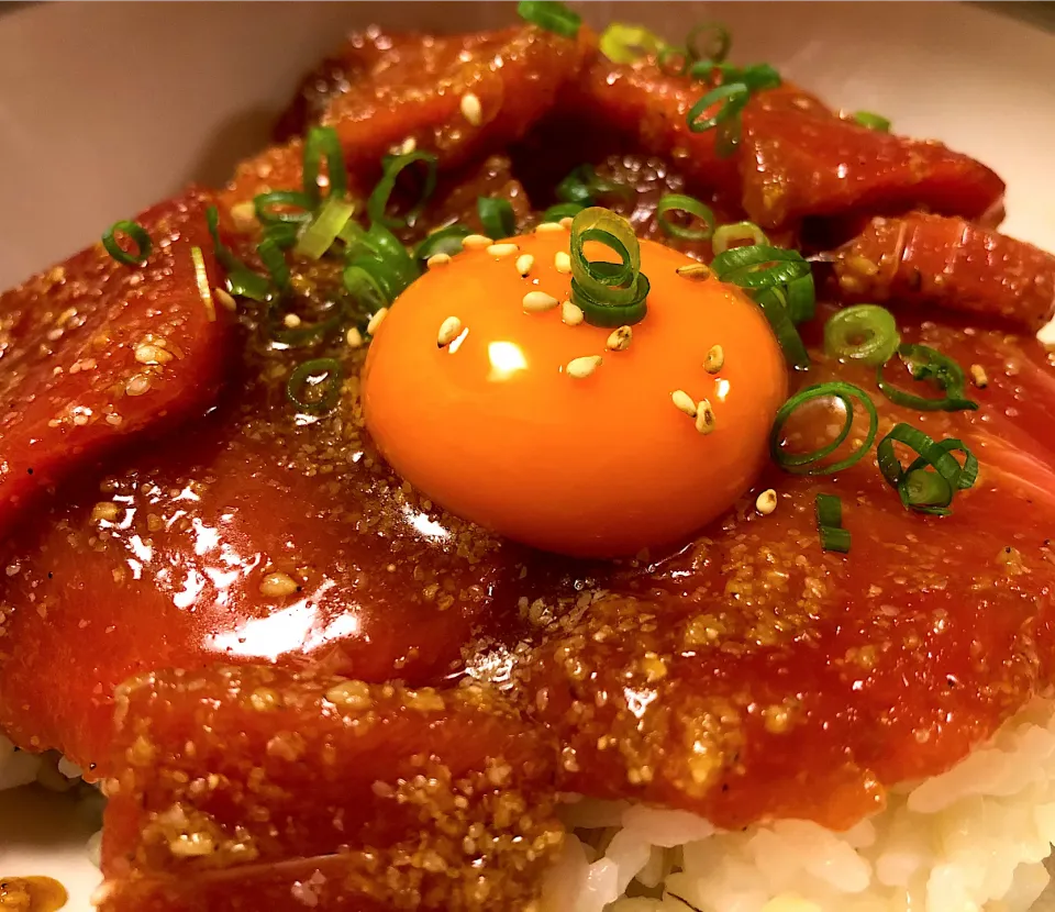 マグロごまだれ漬け丼|naocchiさん