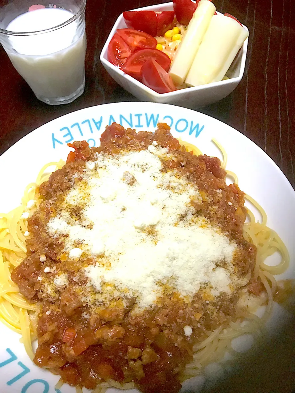 Snapdishの料理写真:ミートソース パスタの晩御飯|ちーさん