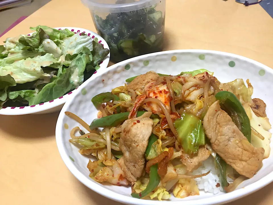 在宅勤務中の男飯(豚キムチ丼🐷)|おおもりの星さん