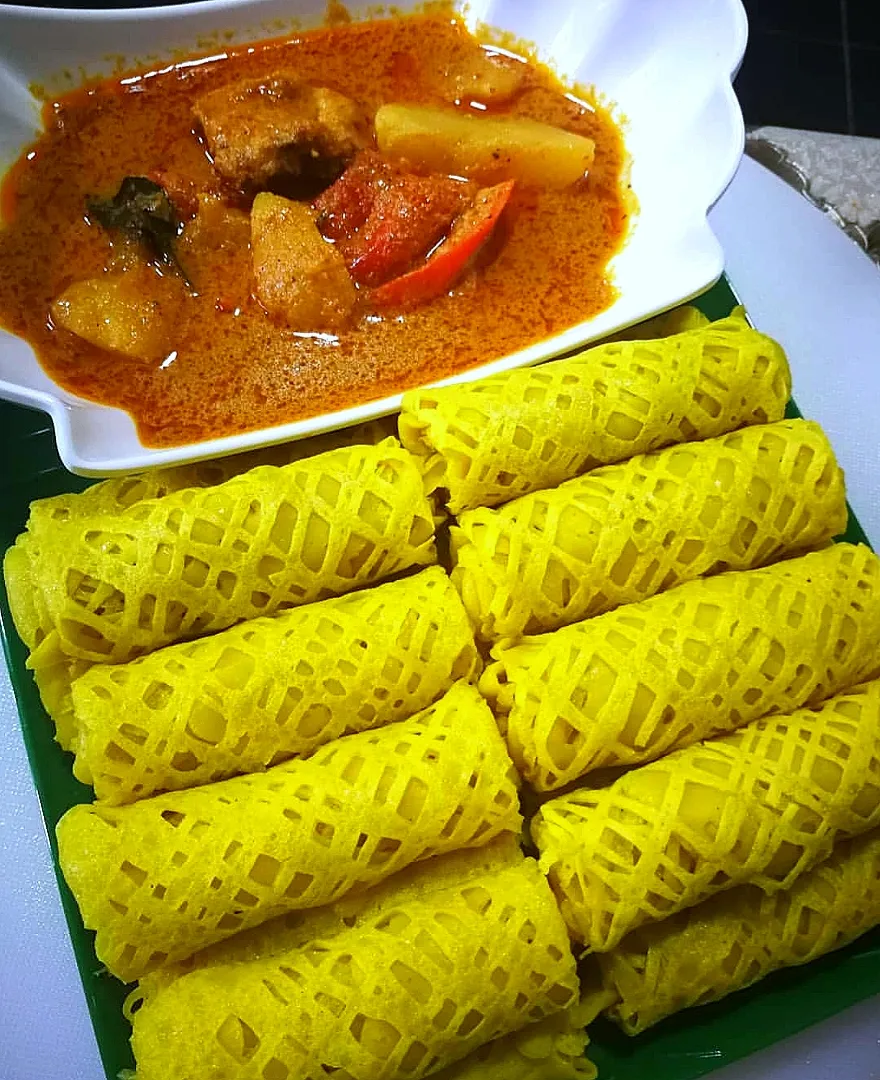 Roti Jala wif Chicken Curry|azirasamsuddin771008055774さん