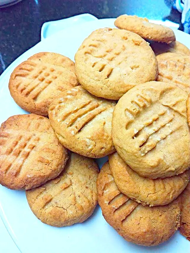 peanut butter cookies|Brechy Kikiさん