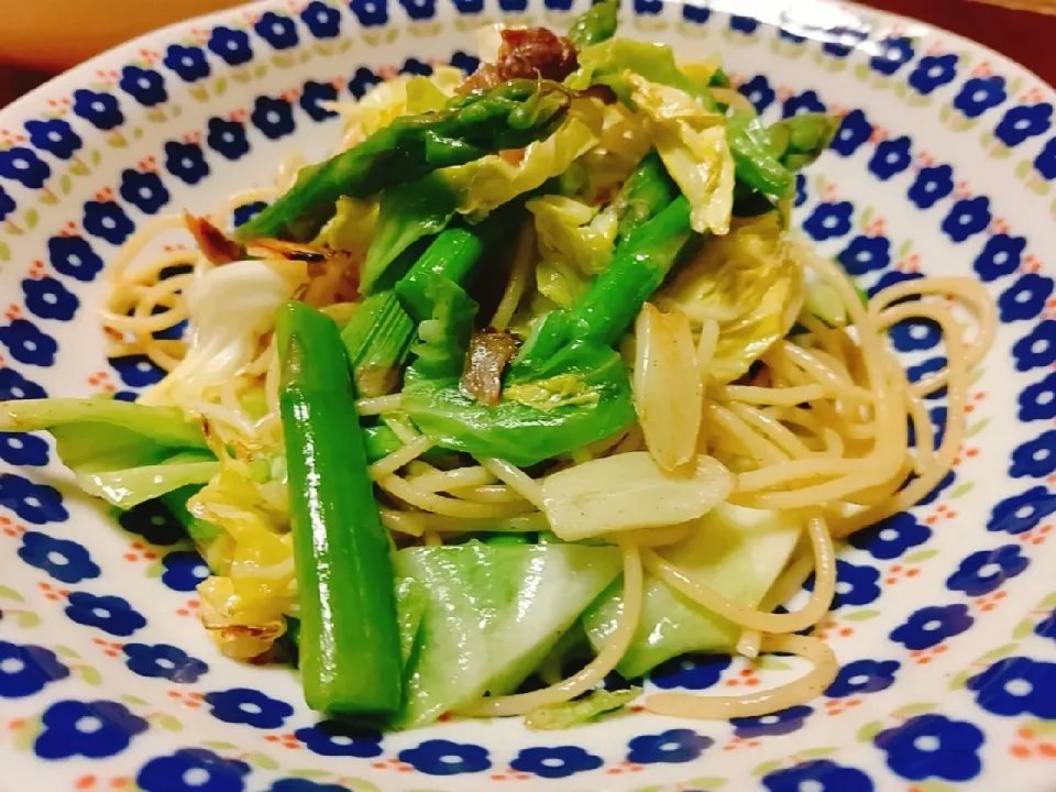 パスタより野菜多めのペペロン
#ほぼ野菜炒め 😂|Naomi Furuyaさん