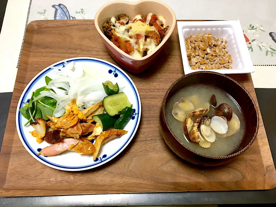 ミートボールとブロッコリーのトマトチーズ焼きのご飯|みよさん