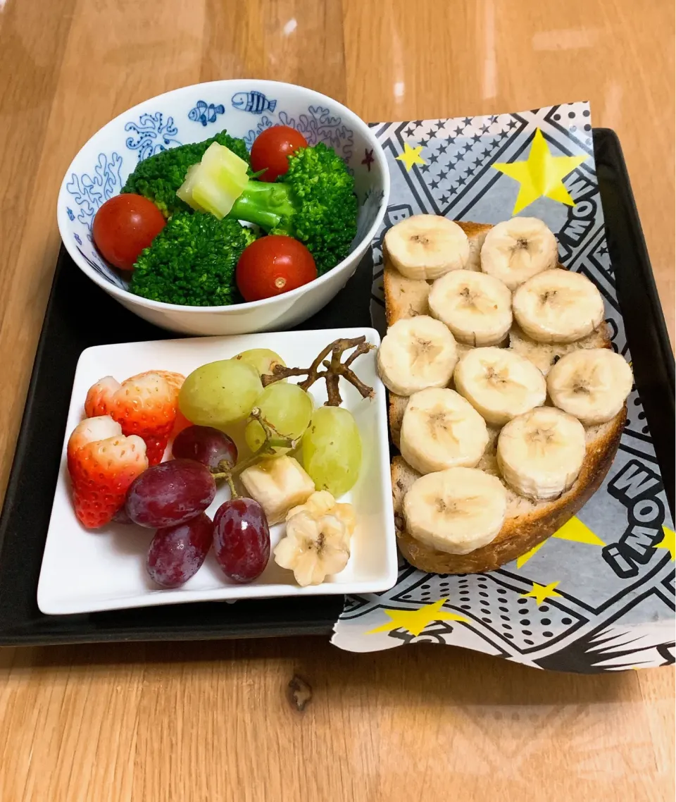 Snapdishの料理写真:フルーツたっぷりワンプレート|ヤマネコさん