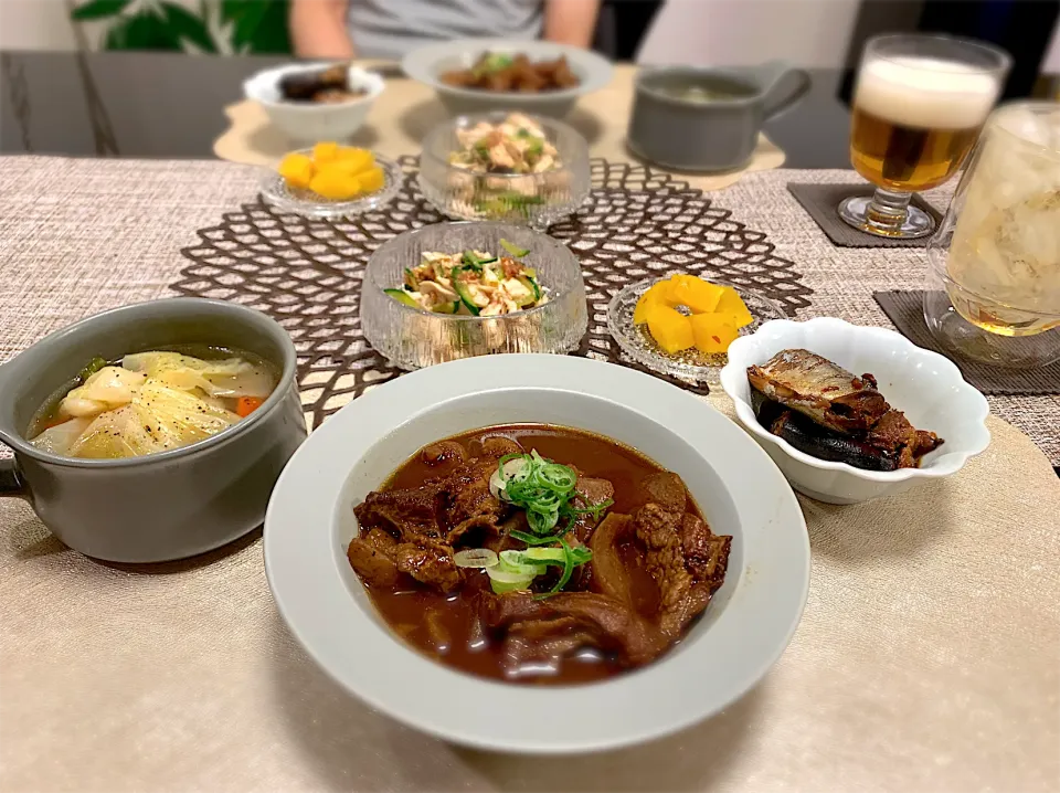 おつまみ夕飯😊牛すじ味噌煮、サンマ圧力鍋煮、ささみときゅうり梅和え、野菜スープ|ゆかさん