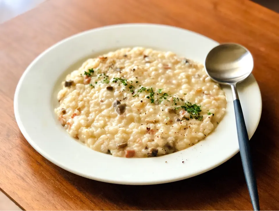 Snapdishの料理写真:朝からチーズリゾット　　　　　　　　　Cheese risotto|マユマユさん