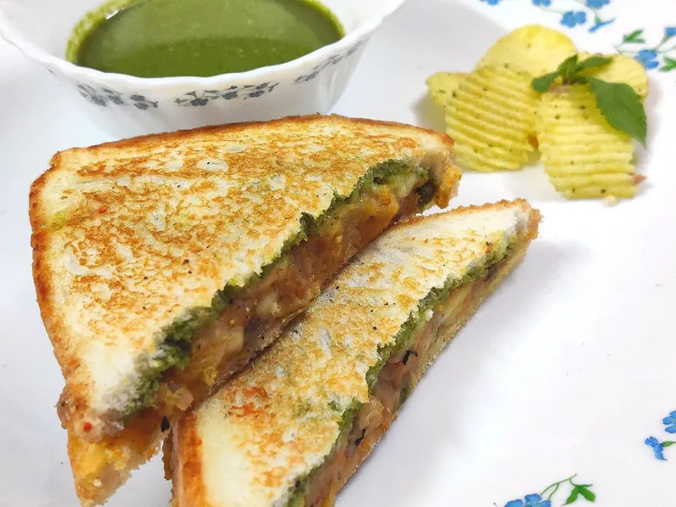 Veg cheese grilled sandwich|Pratikshaさん