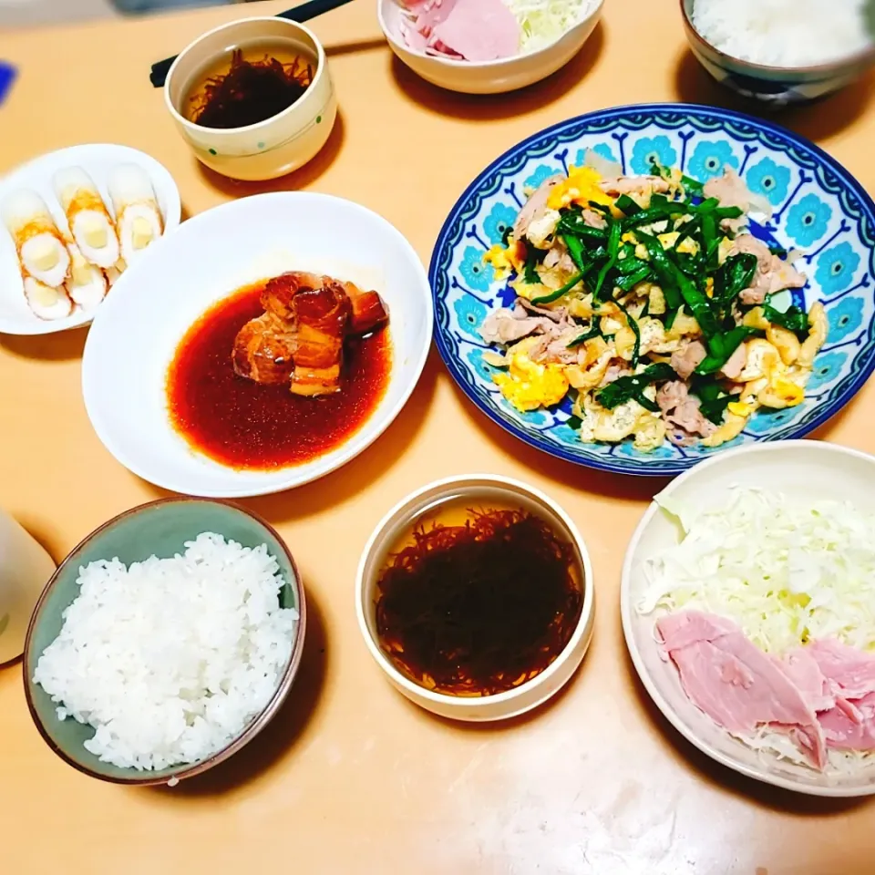 Snapdishの料理写真:豚肉とニラたまごあげの炒めもの|early tasteさん