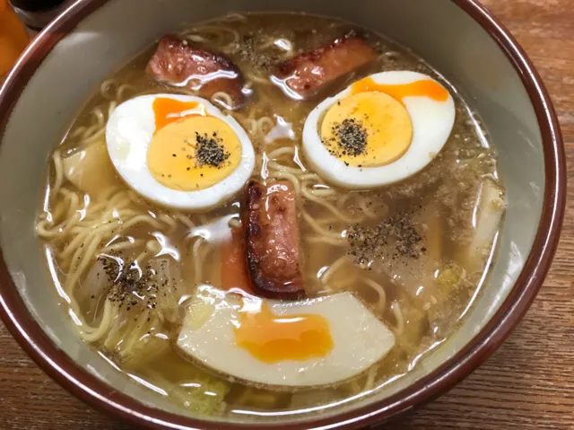 マルちゃん正麺🍜、中華そば❗️ (⚈ ̍̑⚈͜ ̍̑⚈)✨|サソリさん