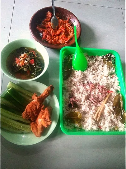 Nasi Liwet ala cef lia cake|bsamsul242@gmail.comさん