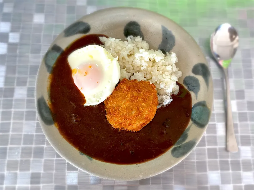 Snapdishの料理写真:お昼のカレー☆|yaekoさん