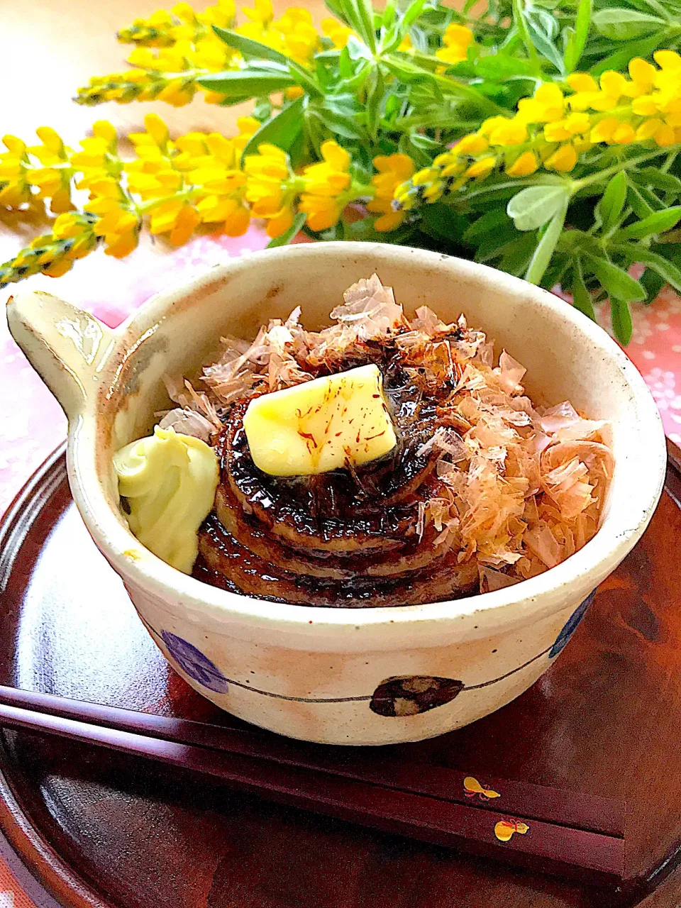 新玉葱のっけご飯🍚🧅|サミカさん