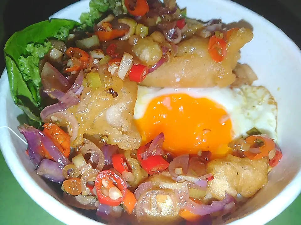 Snapdishの料理写真:Rice Bowl with Egg and Dori Sambal Matah|qalbij8714さん