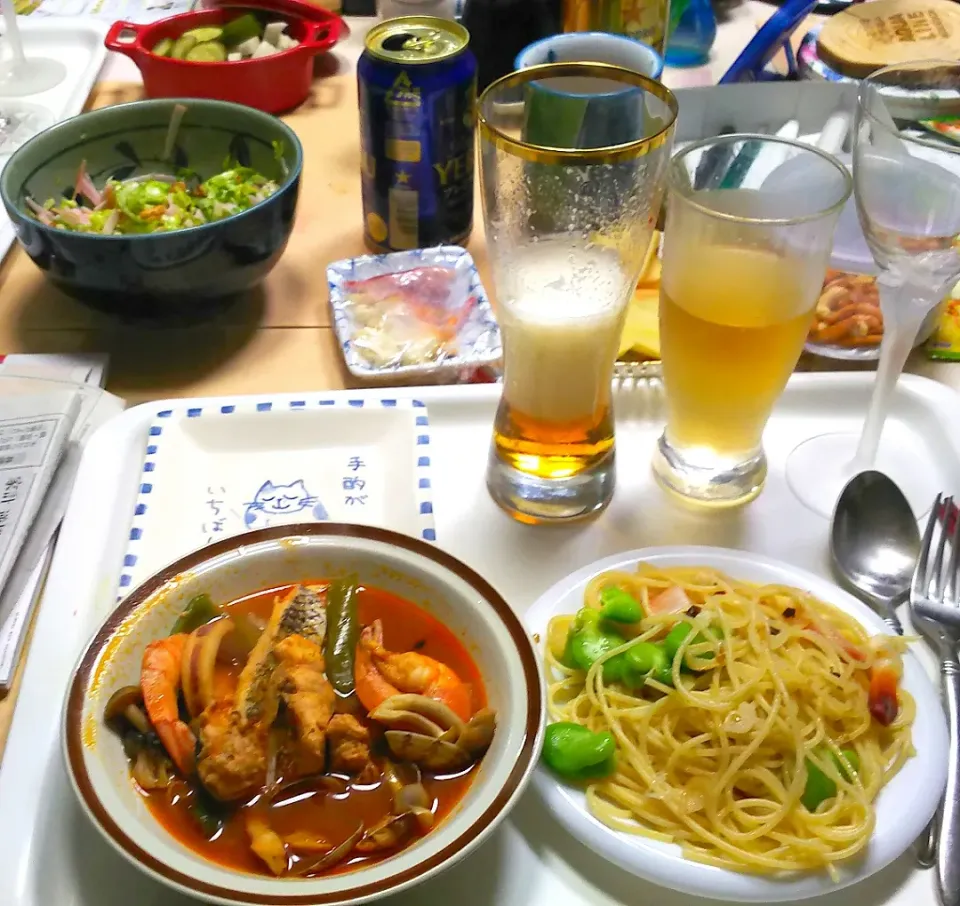 4／1（水）夕食 魚介のトマト煮。ホッキとそら豆のスパゲッティ。ニンニクオイルのコールスロー。|へいちゃんさん