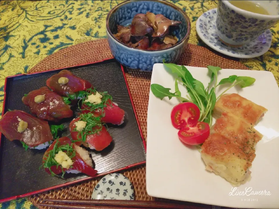 漬け鮪のにぎり・肝煮・チーズポスト♪|アッキーさん