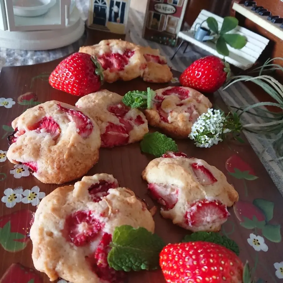 marichさんの料理 フレッシュいちごクッキー🍓|とまと🍅さん