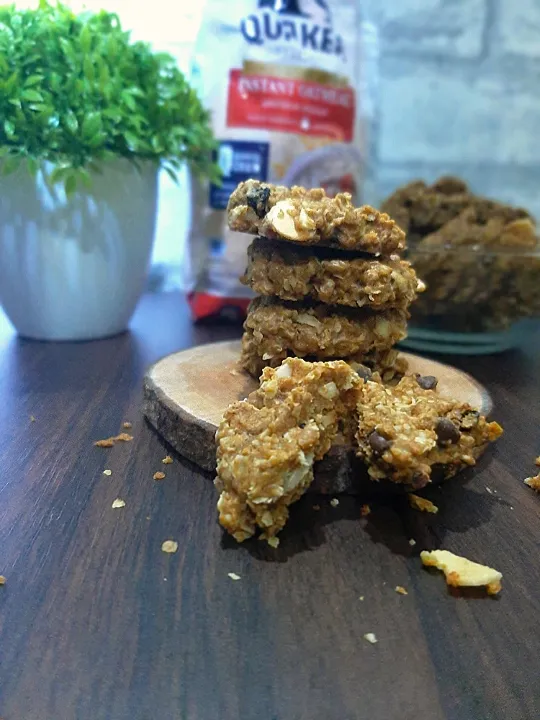 Crunchy Oatmeal Cookies|Ambuさん