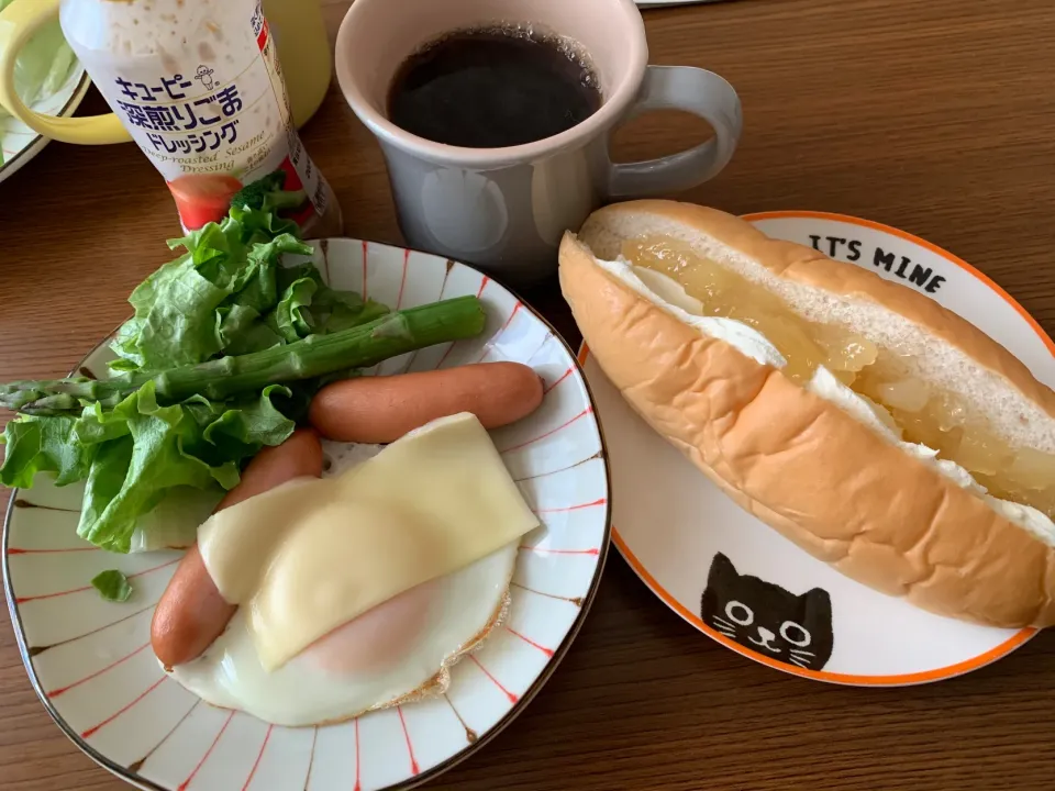 4月12日朝ごはん🥖|とももさん