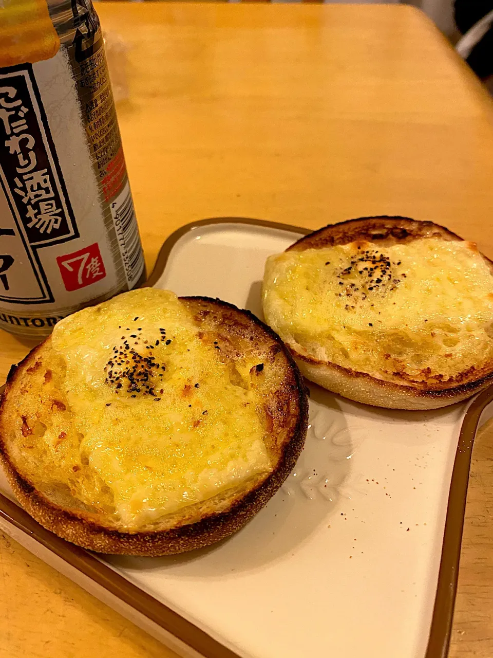 今日のおつまみチーズマフィン🧀|tomoさん