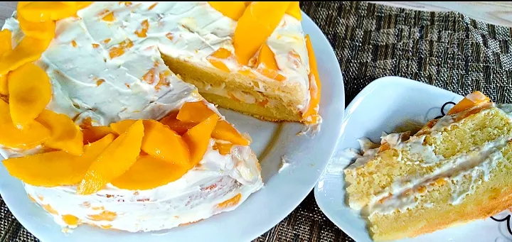 Mangoes and cream cake|wildheartさん