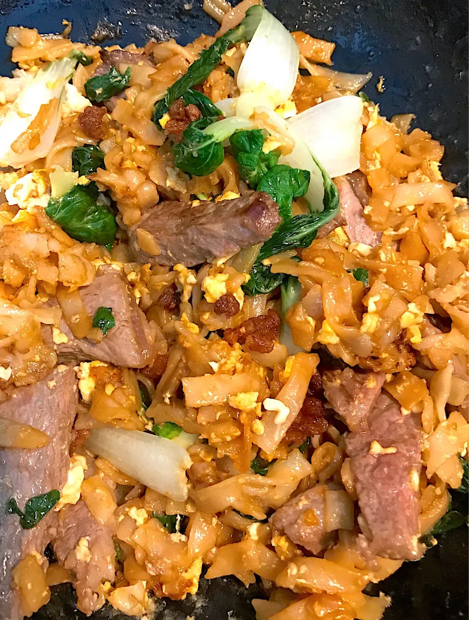 Snapdishの料理写真:Heart attack wagyu fried kway teow|Chocochuさん