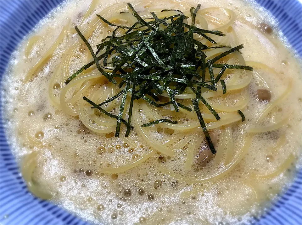 Snapdishの料理写真:泡立て卵と納豆のパスタ★|RIEママさん