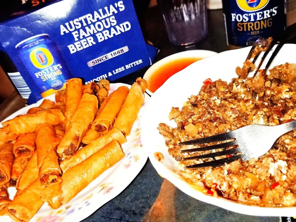 Sisig, Lumpia Shanghai and Beer|The Wretched Chefさん