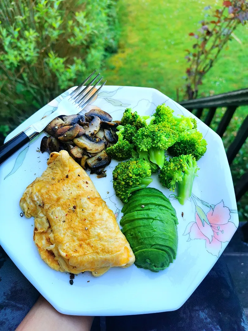 Simple breakfast yet healthy 😋|Njluycxさん