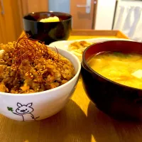 サバ缶でうな丼風|Kanegonさん