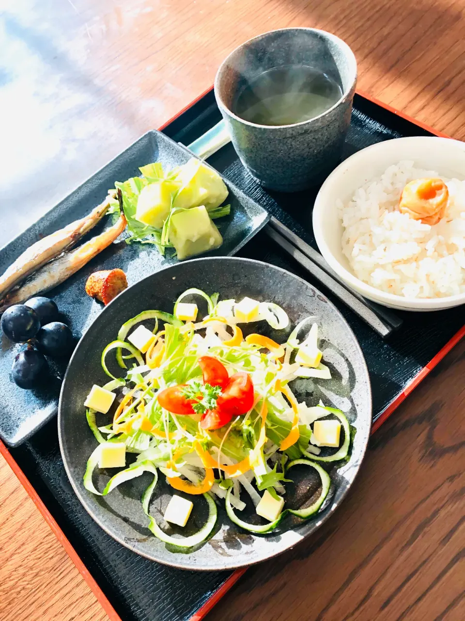 今日の朝ごはん・春野菜のサラダ|笙　みかんさん