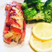 Baked lobster tail for lunch..yum ! 👍👍🦞🤤🤤🤤|Keith Staplesさん