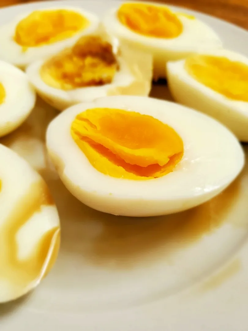 Snapdishの料理写真:boiled eggs|幸福的厨子家さん