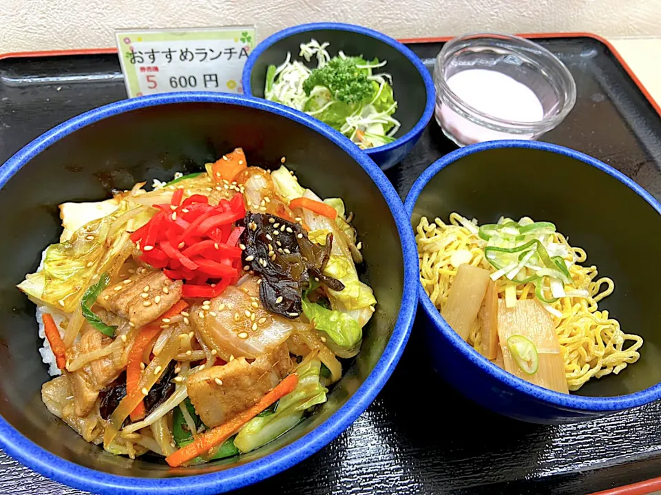 スタミナ丼＆ハーフラーメンセット|nyama1さん