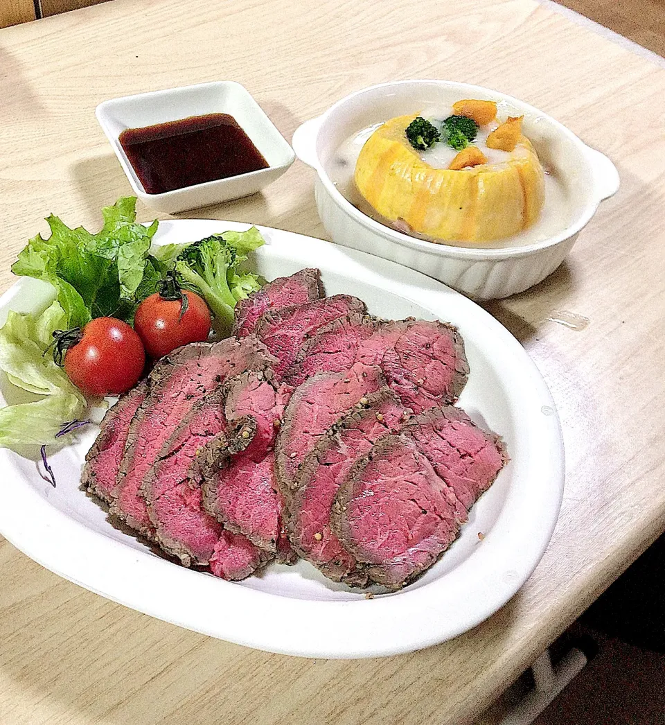 手作り炊飯器ローストビーフと丸ごとカボチャのシチュー|マユさん