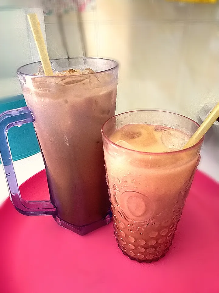 Kopi peng and Teh peng 😋 panas2 ni sedap minum sejuk2 🥰|yukieさん