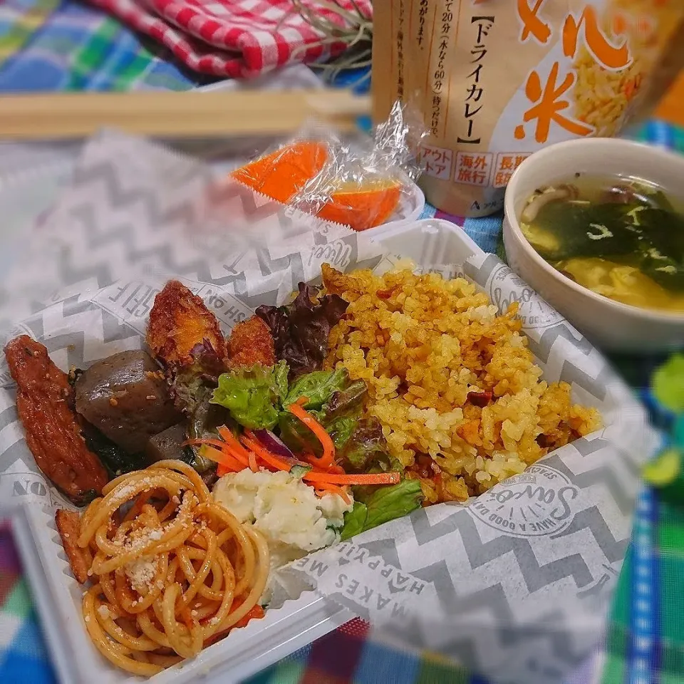 非常食のドライカレーで自分弁当🍱|とまと🍅さん