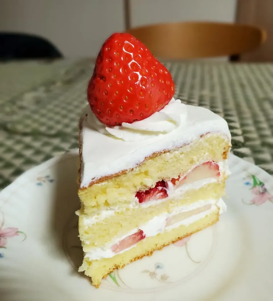 イチゴショートケーキ|🍴ナッペKさん