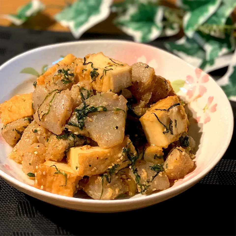 こんにゃくと絹揚げの味噌煮|あゆさん