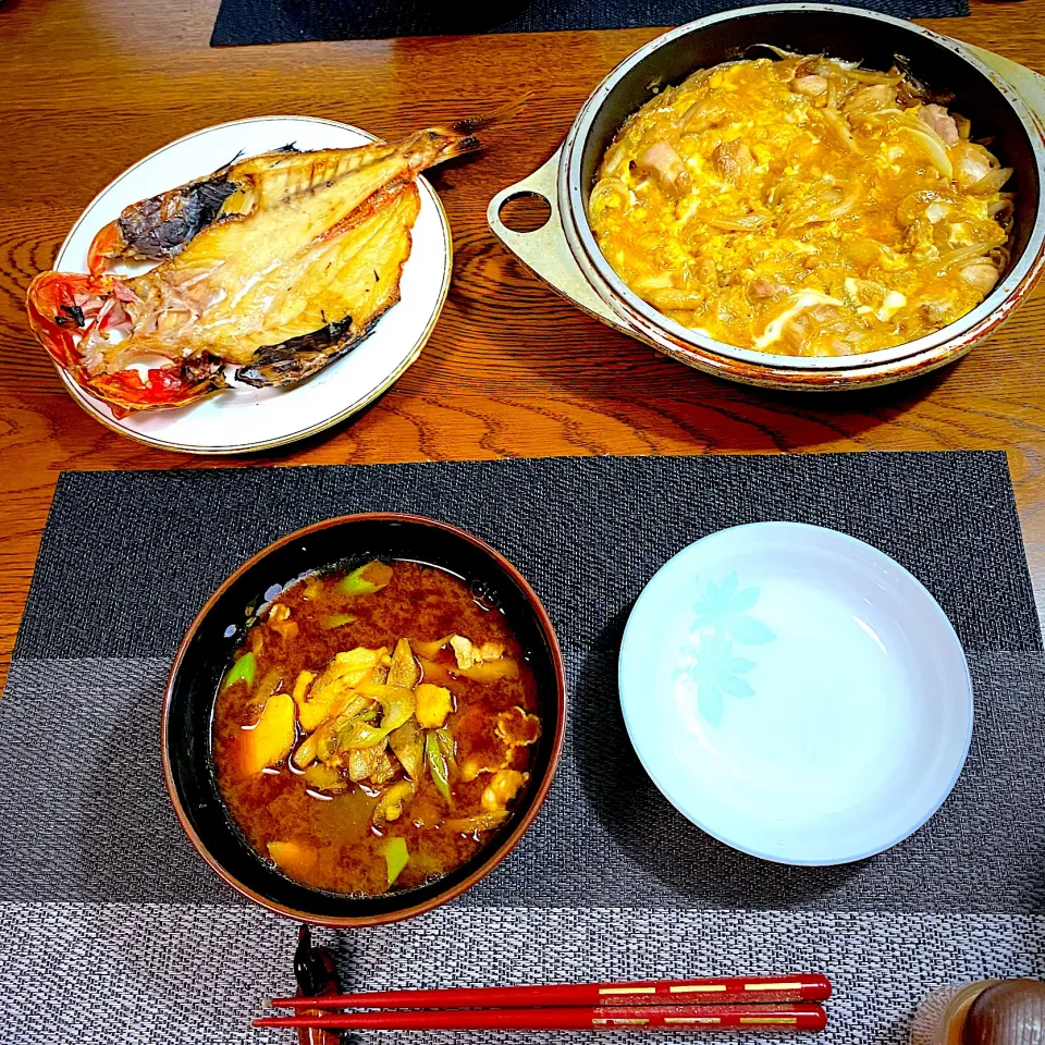 金目鯛干物、親子煮、豚汁|yakinasuさん