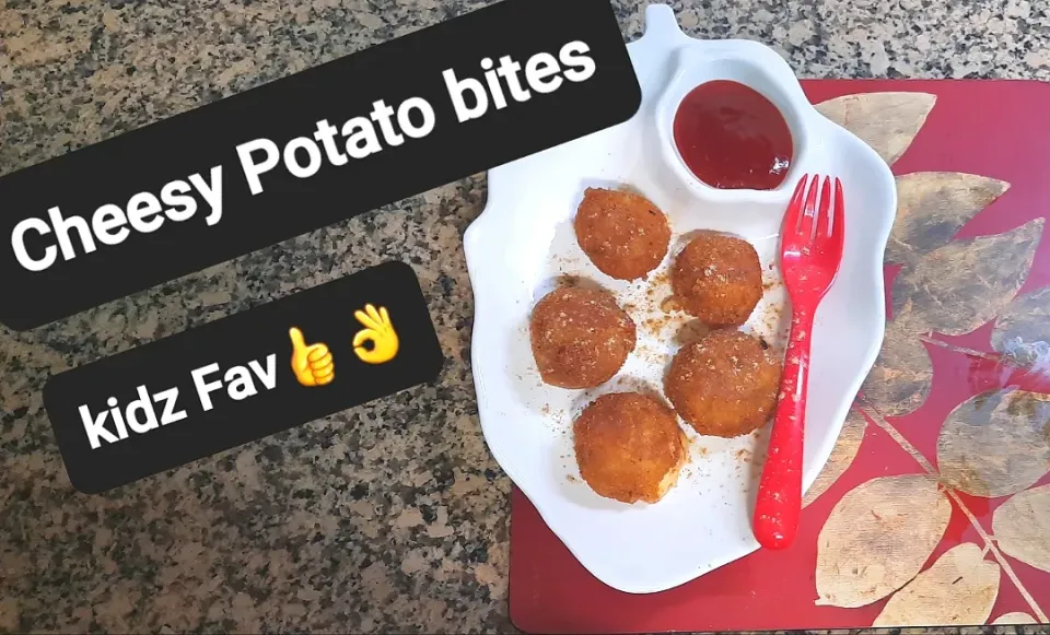 Cheesy Potato bites...|ahujaさん