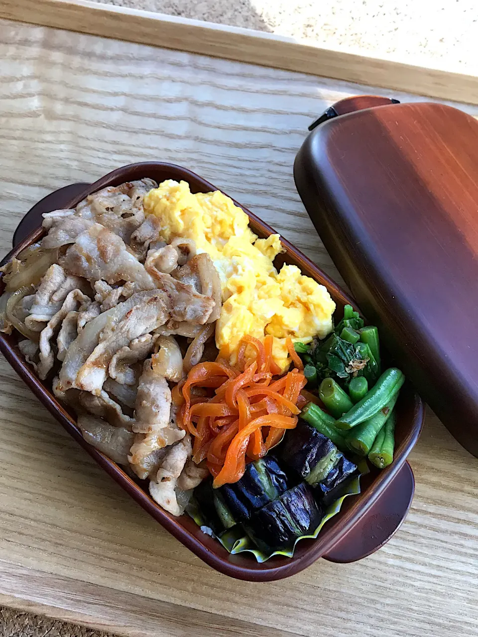 豚の生姜焼き丼弁当|二キィさん