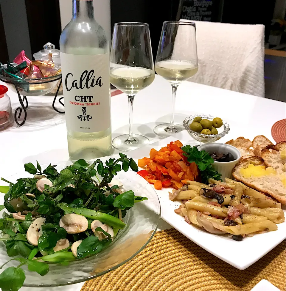 クレソンとマッシュルームのサラダ🥗とその他で➰🥂|ナムナムさん