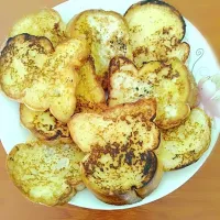 Fried Bread with butter and egg for breakfast|Myatさん